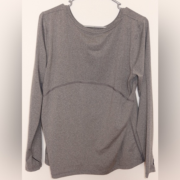 Women's Essential Crewneck Long Sleeve T-Shirt - All In Motio - Picture 2 of 3